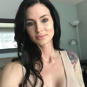 Meet your Posher, Krysta